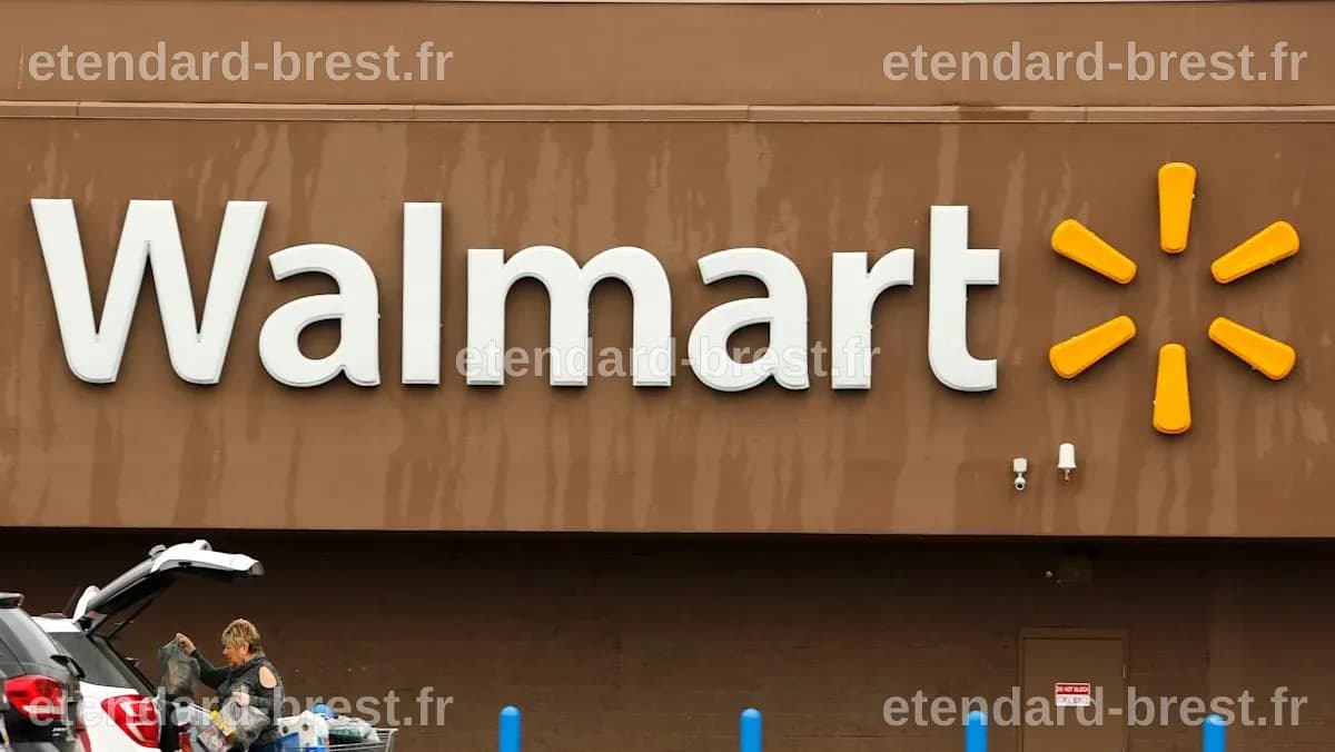 Walmart to lay off hundreds of corporate workers: WSJ